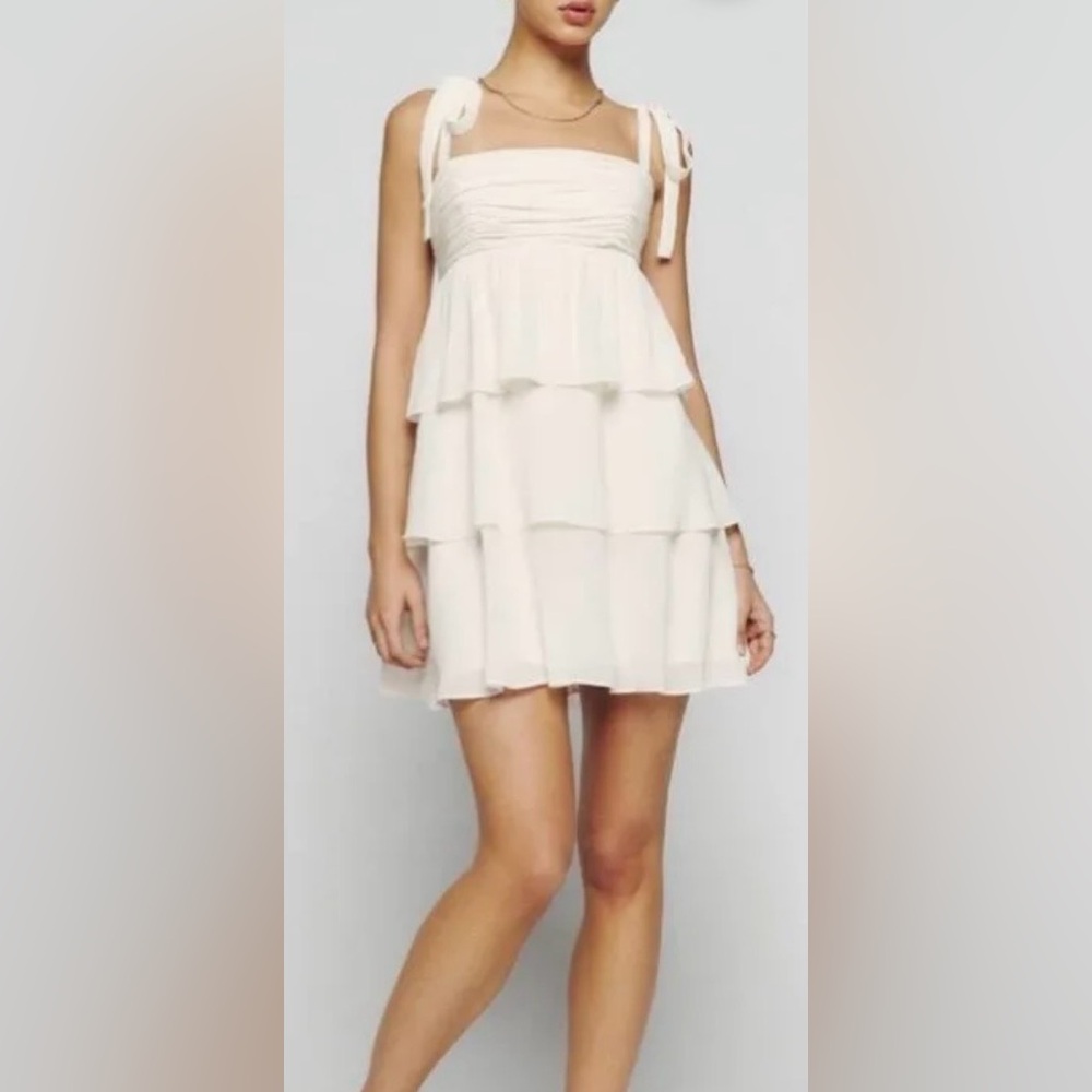Reformation Avni Baby Doll Mini Dress Tiered in Off White - Cream size XL NWT